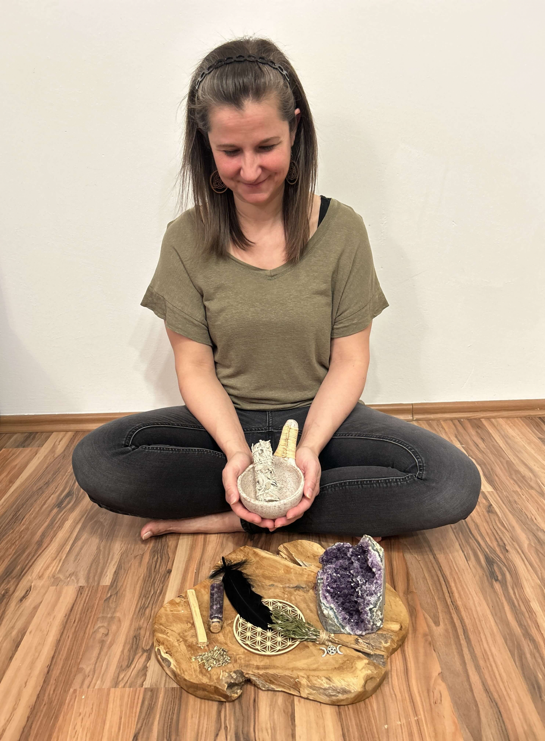 ausraeuchern-lassen-kranknheiten-umzug-verstorbene-menschen-bei-Sandra-Lugmayr-Haidershofen222